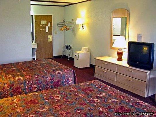 Days Inn By Wyndham Geneva/Finger Lakes Chambre photo